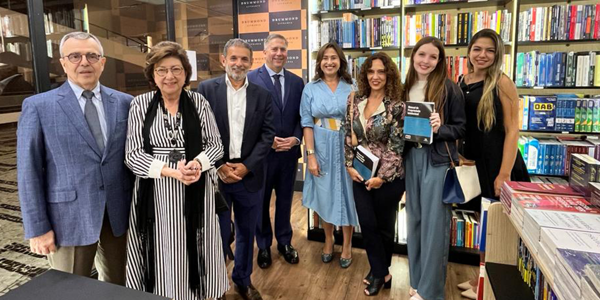 Gabriel Leonardos e Nancy Caigawa participaram do Manual de PI da OAB-SP.