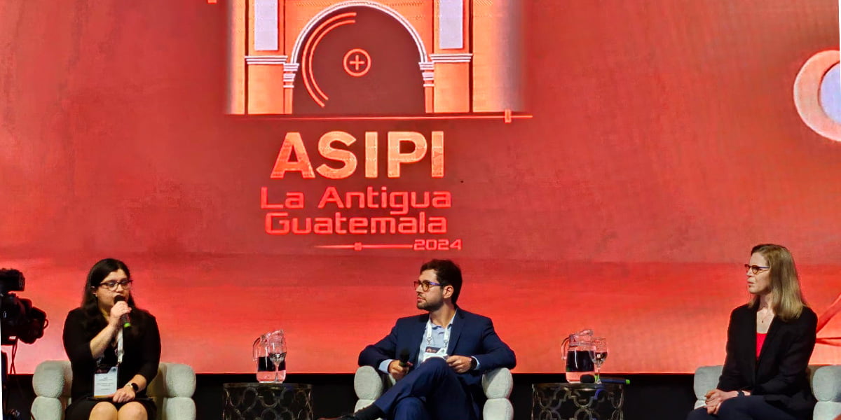 Sócio Tarso Machado e Rosane Tavares participaram de evento da ASIPI na Guatemala.