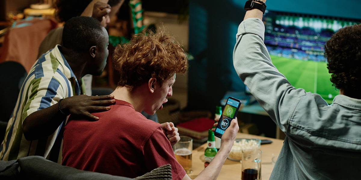 Felipe Monteiro e Maria Matias para o Correio Braziliense na matéria: Visão do direito: Um olhar sobre a regulamentação das apostas e bets.