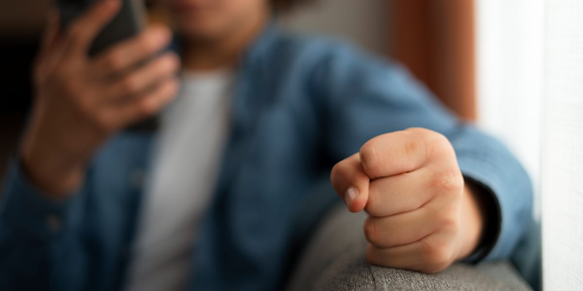 Imagem relativa à matéria: Usuário precisará ir à Justiça para remover post discriminatório após Meta afrouxar regras